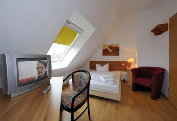 Rhein Neckar Hotel MHG Exteriör bild